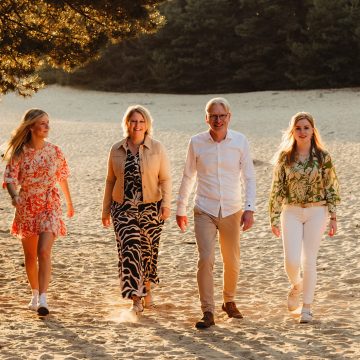 Fam.Zandsteeg_@LLDfotografie_www.lld-fotografie.nl_7-min